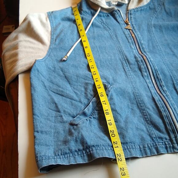 Euro Joy jean jacket. Size medium - Picture 8 of 8